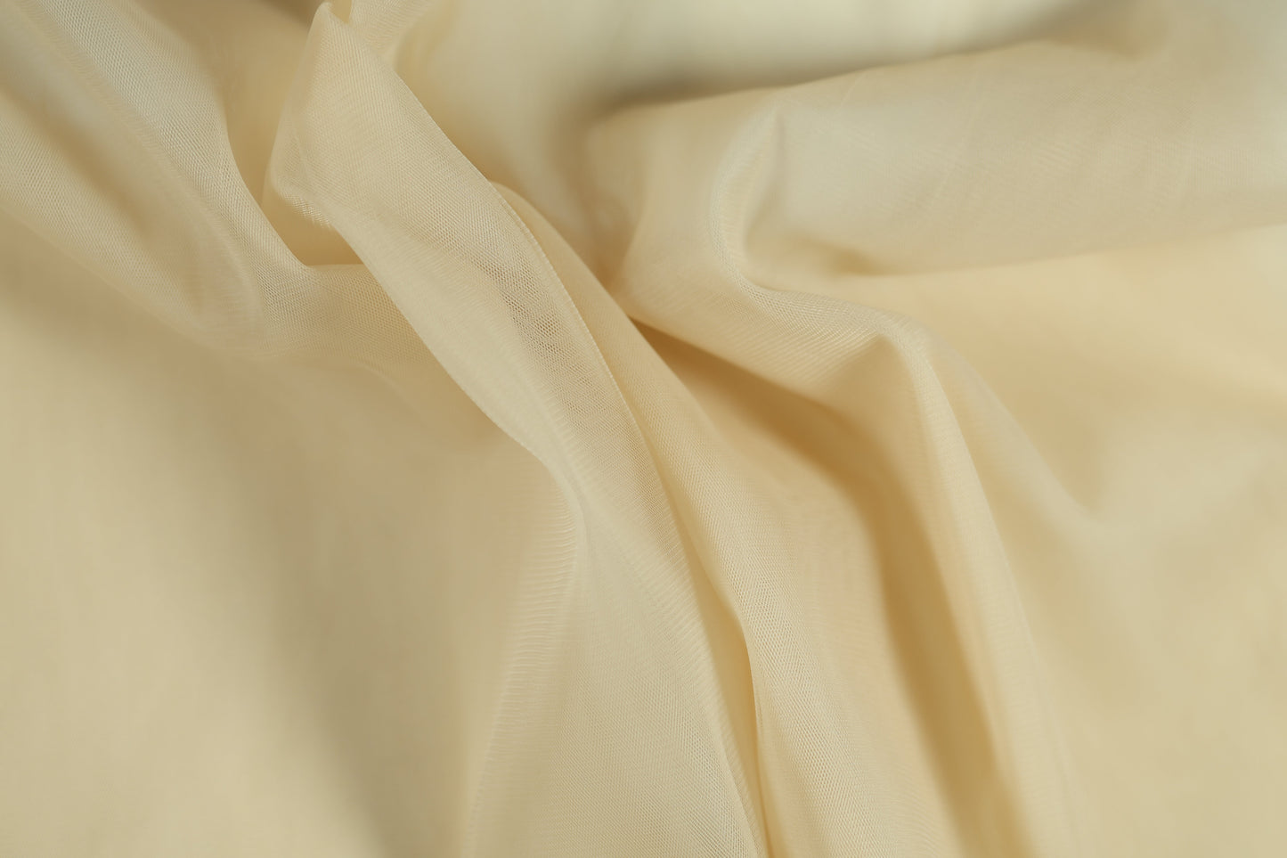 Tüll in Beige – ideal für Kleider & Röcke