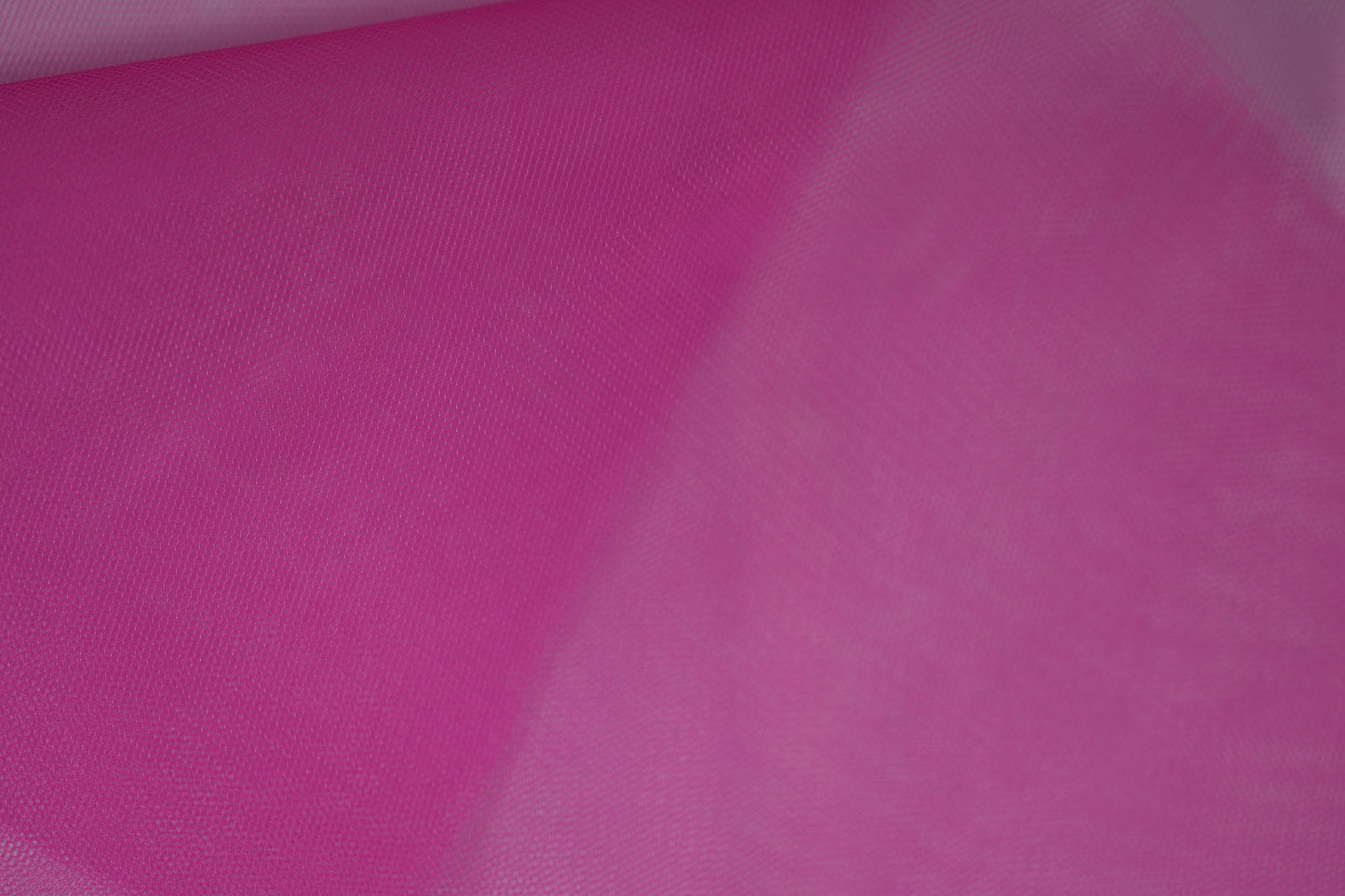 Tüll in Pink-Violett – ideal für festliche und kreative Projekte