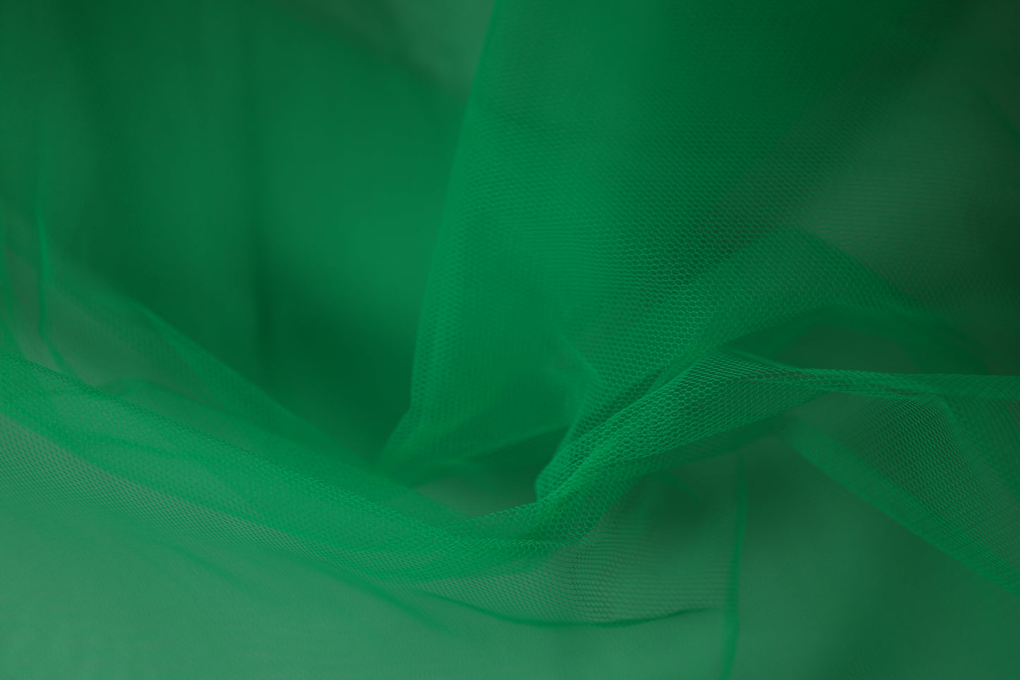 Tüll in Grasgrün – ideal für Dekorationen, Röcke und Schleier