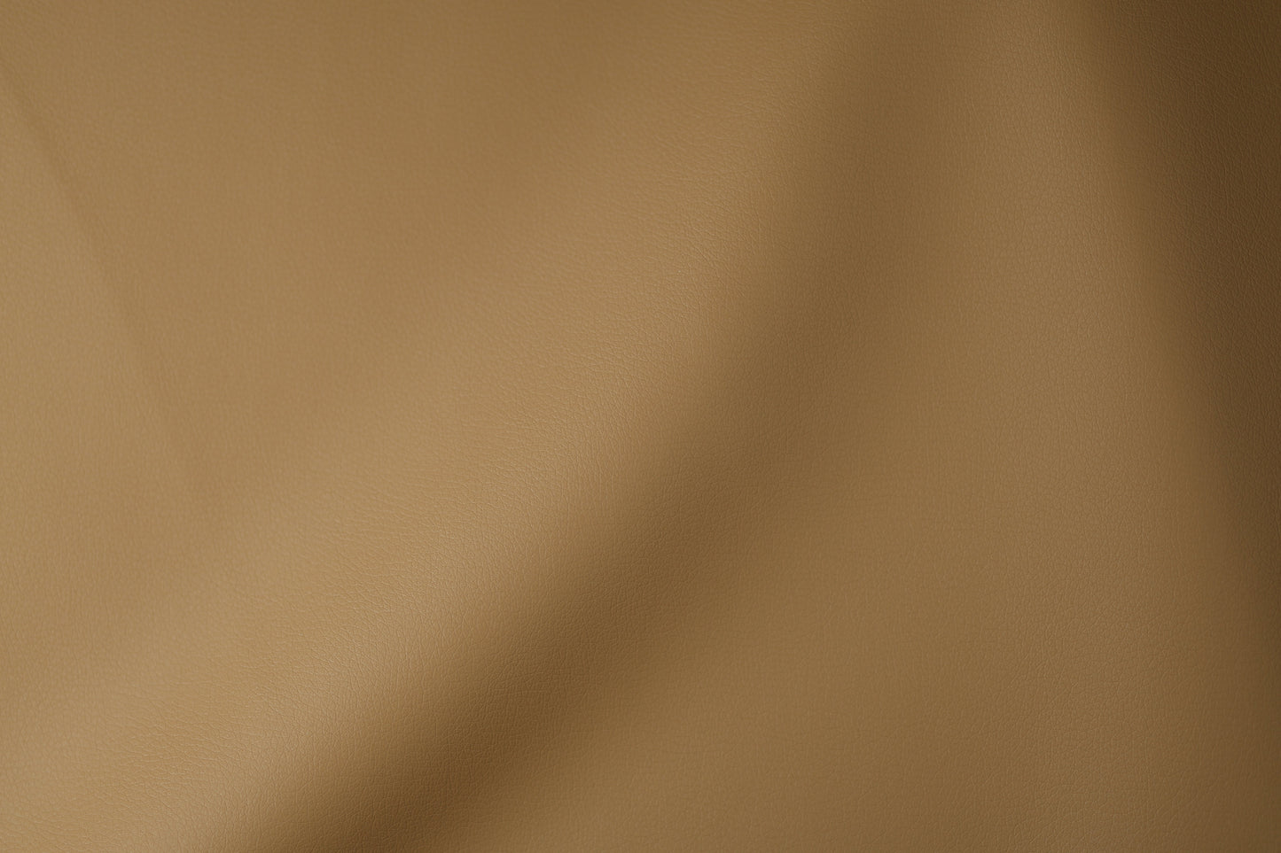 Pflegeleichter Lederstoff in Camel
