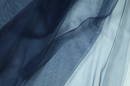 Feiner Tüll in Marineblau – vielseitig einsetzbar