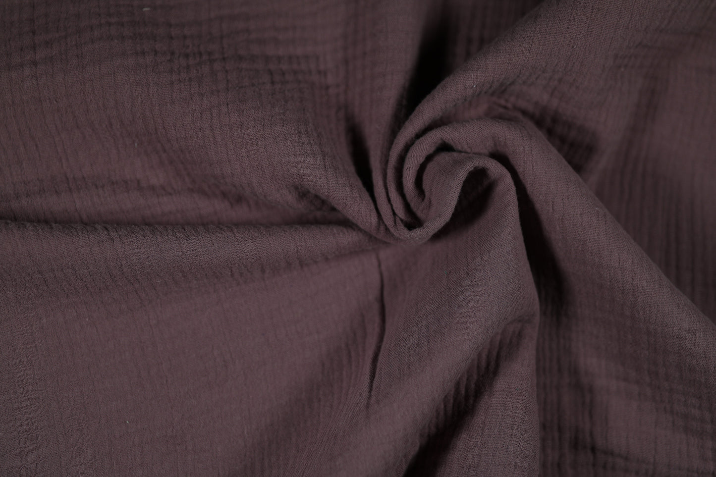 Musselin Stoff in Aubergine – ideal für Babydecken und leichte Kleidung