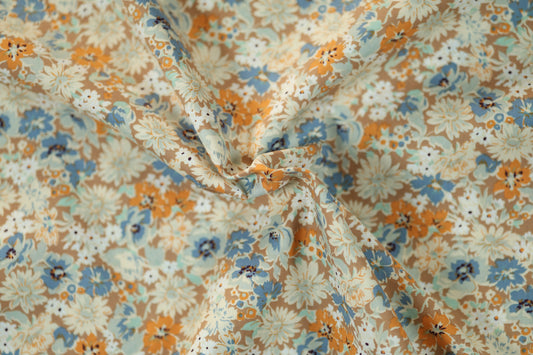 Hochwertiger Stretchstoff mit Blumenmuster in Zartes Karamellblau – perfekt für Nähen und Design