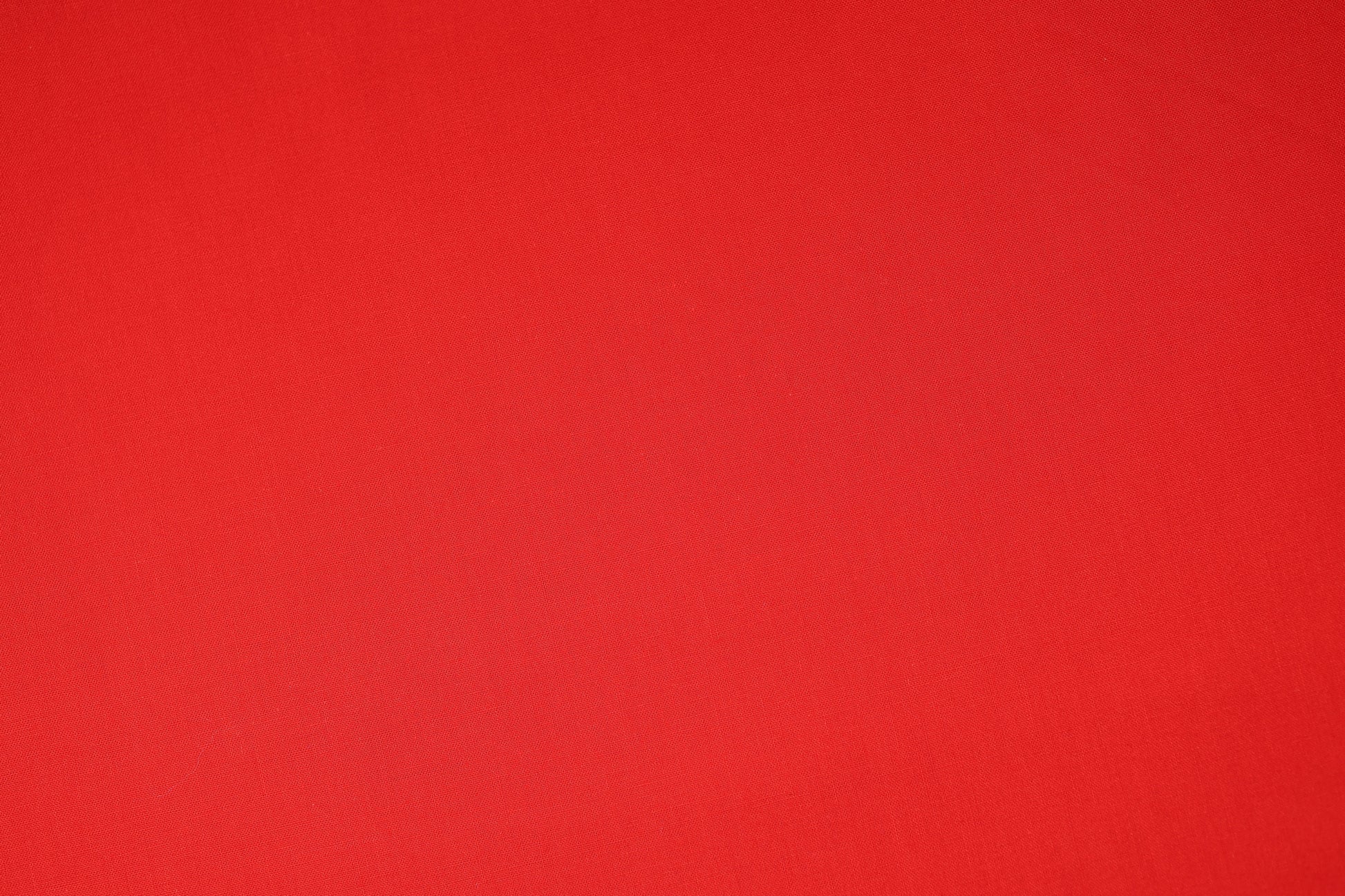 Einfarbiger Baumwollstoff in Signalrot – ideal für Kleidung, Accessoires und Dekoration