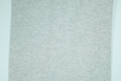 Weicher Bündchenstoff in Hellgrau – ideal für Baby- und Freizeitmode