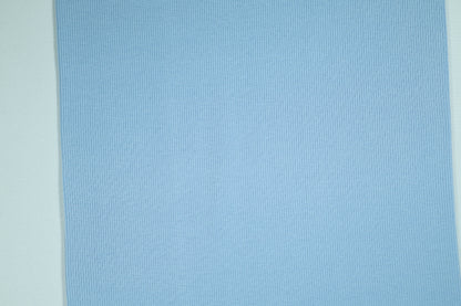 Hellblauer Bündchenstoff aus Baumwollmischung – perfekt für Kinderkleidung