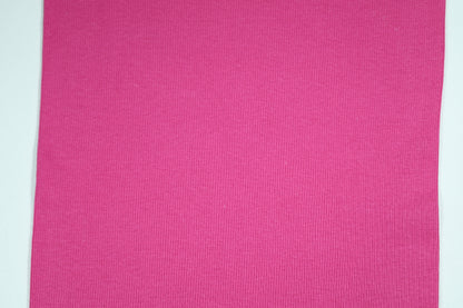 Dehnbarer Bündchenstoff in Fuchsia – weich und modisch für Kinderkleidung