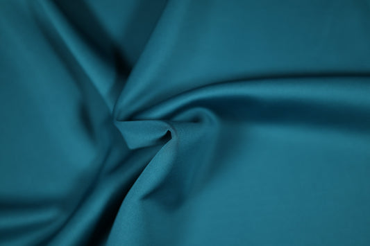 Skuba Stretch Jersey Stoff in Türkisblau – elastisch und blickdicht