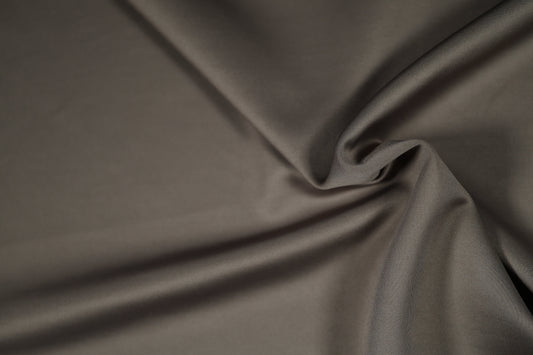 Scuba Stretch Stoff in neutralem Steingrau – ideal für moderne Modekreationen