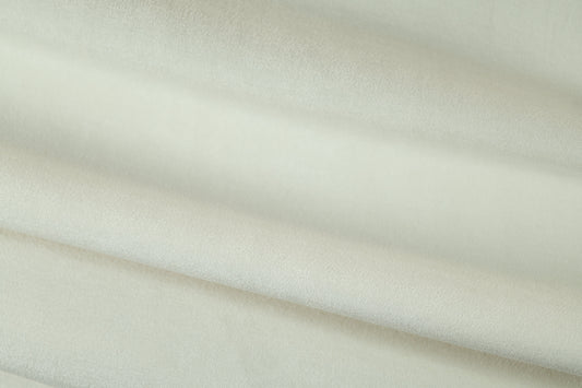 Möbelstoff in Naturweiß – ideal für Polstermöbel und Dekoration