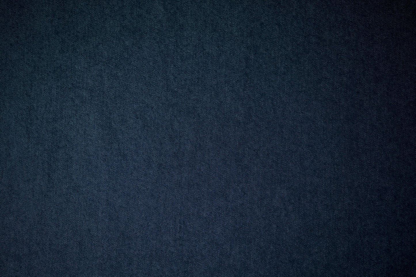 Denimstoff in Jeansblau, ideal für robuste Kleidung