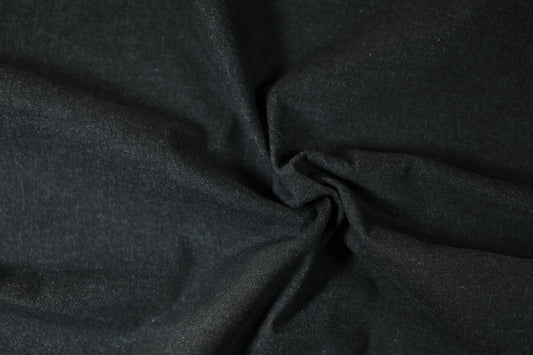 Denimstoff in Schwarz, ideal für robuste Kleidung