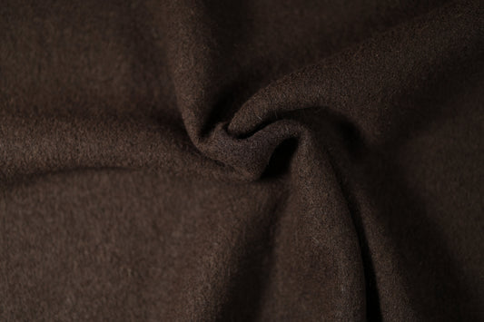 Weicher Wollstoff in Schokobraun – gemütlich und warm