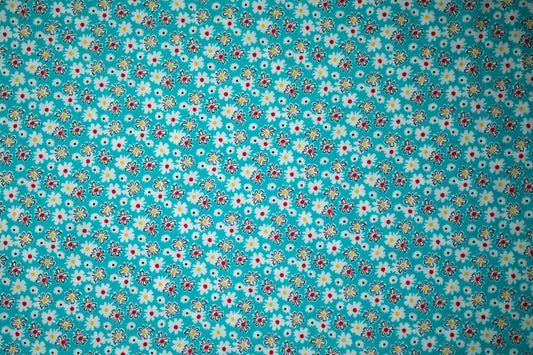 Viskosestoff – Kleine Blümchen auf Türkis – Viskosestoff mit Blumenmuster, weich und fließend – Ideal für Sommerkleider